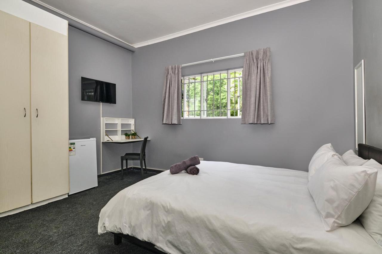 Inn & Out Sandton 约翰内斯堡 外观 照片